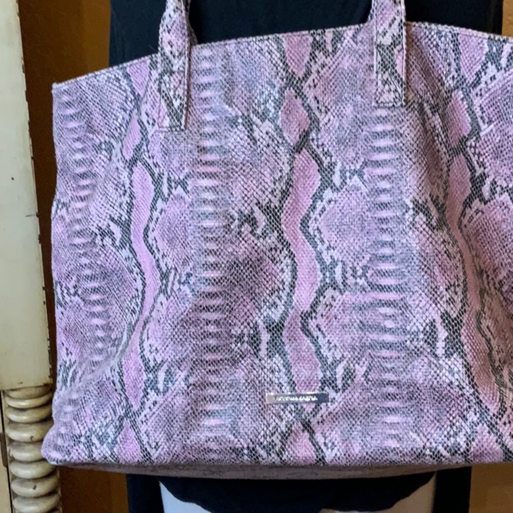 BCBG MAXAZRIA - Picture 4 of 4